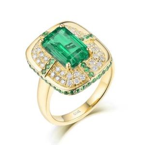 💗 Emerald Green Gold Crystal Ring Size 10 NEW
